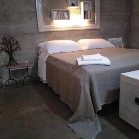 Casa Gemme, Nel E Nel Mare Noto